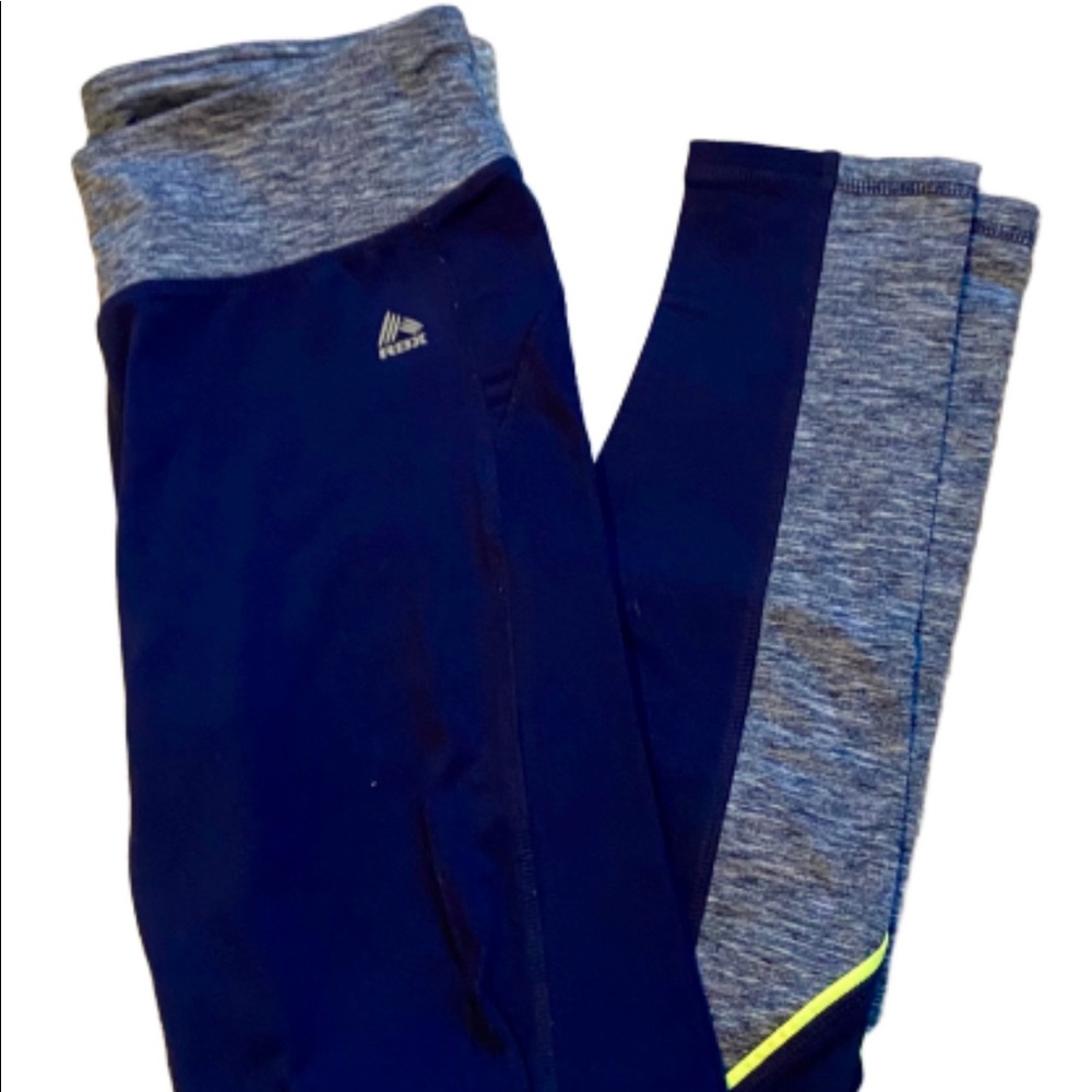 ✨Reebok workout winter leggings✨